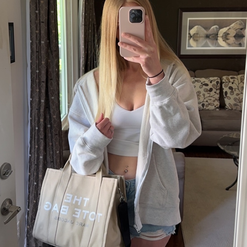 Meet your Posher, Brianne